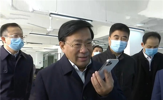 封一： 吉林省委副书记、省长韩俊光临ng电子游戏伊通供热_副本.jpg